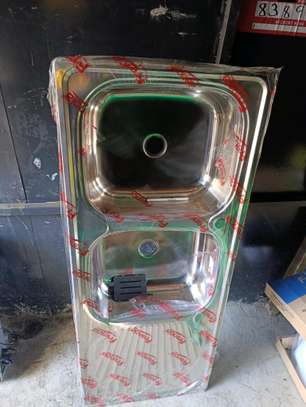 Kitchen sink image 2