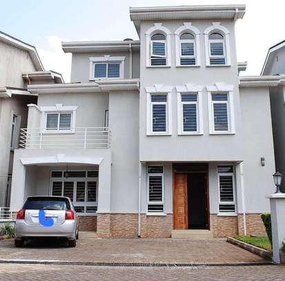 5 Bed Townhouse with Staff Quarters in Lavington image 1