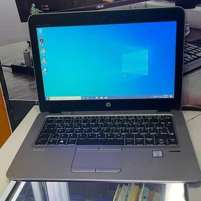 HP EliteBook 820 G4 Intel Core i7 7th Gen 8GB RAM 256GB SSD image 1