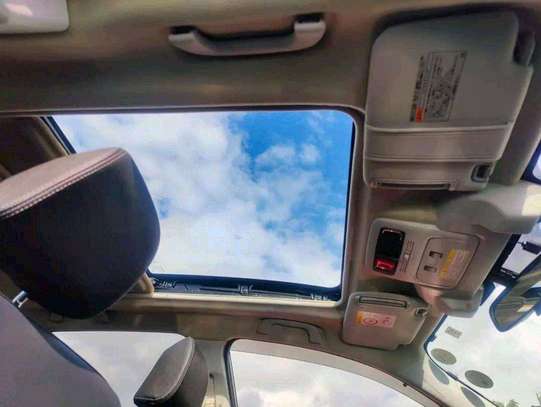 Subaru Forester newshape fully with sunroof image 2