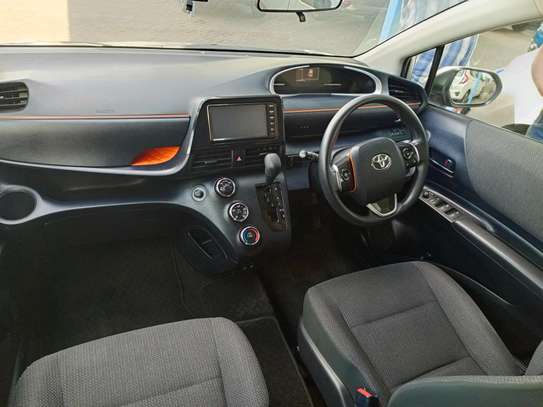 Toyota Sienta 2020 model image 12