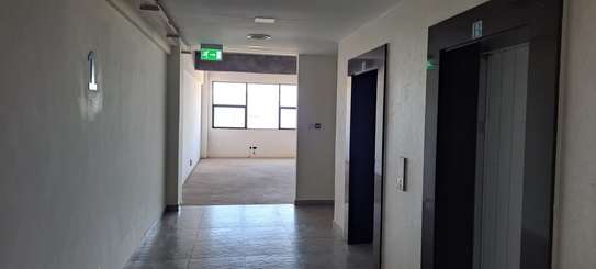 526.48 ft² Office with Lift in Ruaraka image 1