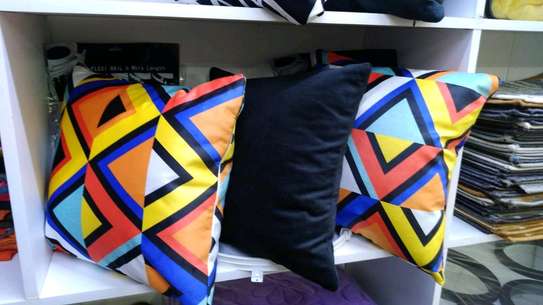 MATCHING PILLOWS COVERS image 4