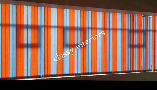 Vertical office blinds image 3