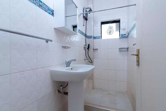 4 bedroom apartment for sale in Westlands Area image 15
