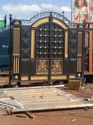 Executive heavy steel modern gates with Top security image 5