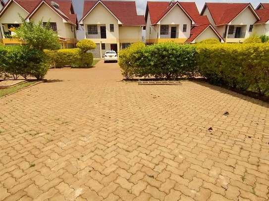 4 Bed Townhouse with En Suite in Kajiado County image 2
