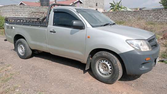 Toyota Hilux Pickup image 5