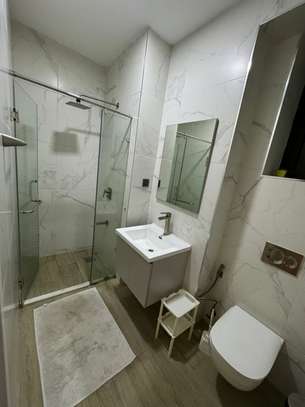 Serviced 1 Bed Apartment with En Suite at Riverside Drive image 3