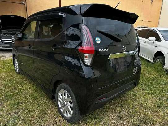 Nissan Dayz Highway star image 2