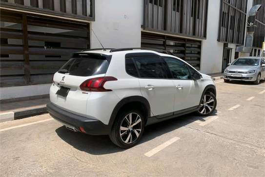 Peugeot 2008 2017 image 13