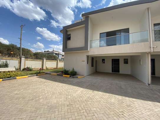 4 Bed Townhouse with En Suite in Syokimau image 1