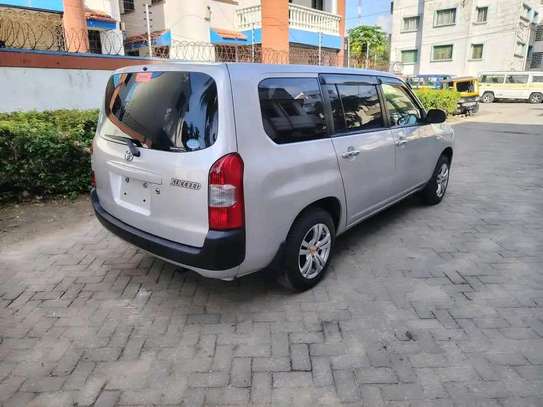 Toyota succeed TXG package image 3