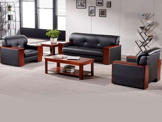 OFFICE SOFA: Executive  Black Office Sofa image 1