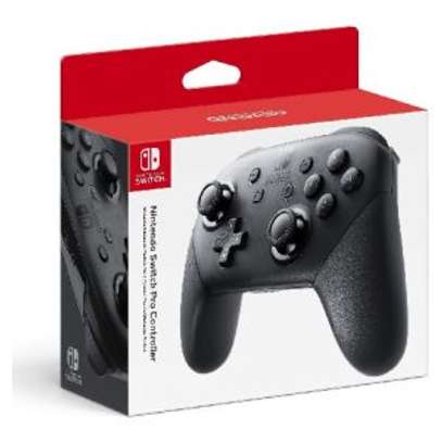 Nintendo Switch Pro Controller image 1