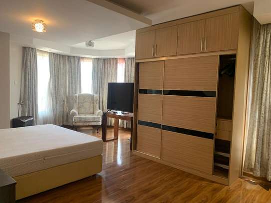 Fully furnished and serviced 3 bedroom apartment and Dsq image 11