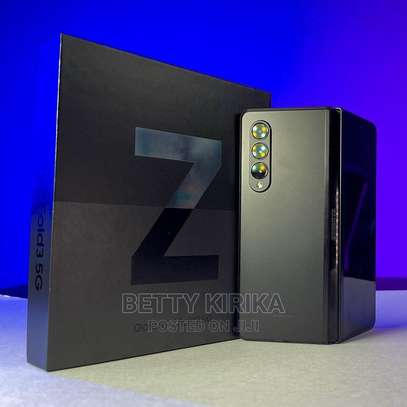 New Samsung Galaxy Z Fold 2 256 GB Black image 1