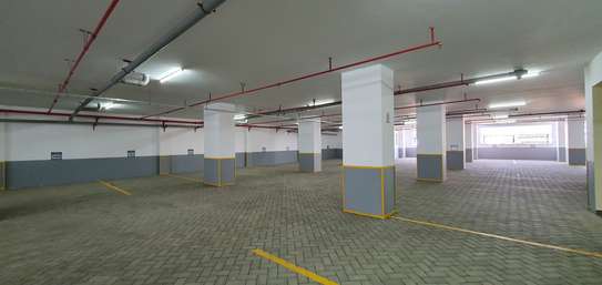 3,000 ft² Office with Backup Generator at Westlands Rd image 12