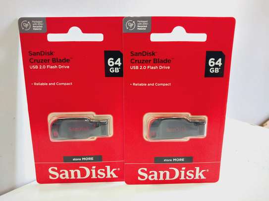 Sandisk Cruzer Blade Flash Disk - 64GB - Black & Red image 2