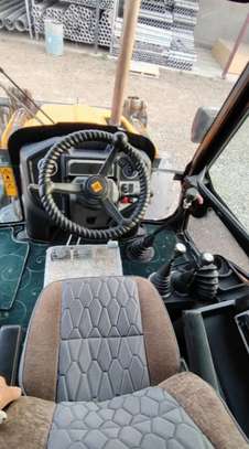 M3 - JCB 3CX image 3