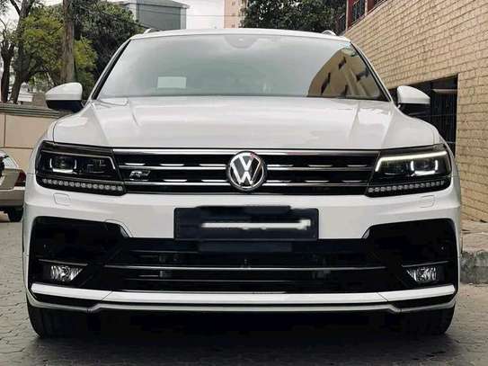 2017 Volkswagen Tiguan Rline image 1