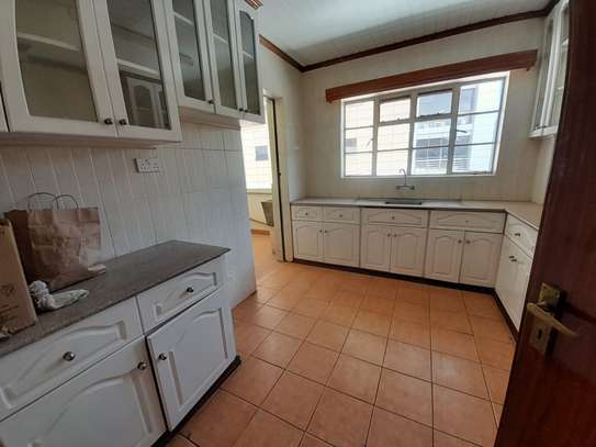 4 bedroom apartment in kilimani available image 3