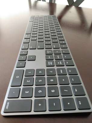 Apple Magic MRMH2LL/A Wireless Keyboard 2 - Space Gray image 2