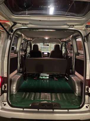 Nissan NV200 2018 image 5