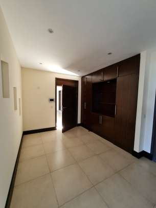 4 Bed Apartment with Aircon in Nyali Area image 17