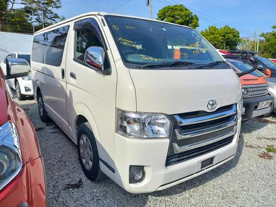 TOYOTA HIACE AUTO DIESEL NEW IMPORT . image 6