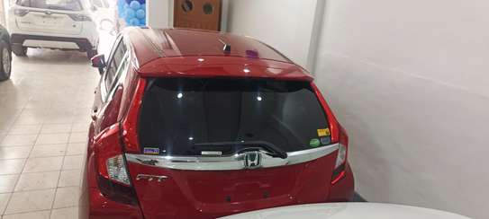 Honda Fit non hybrid red 2019 image 12