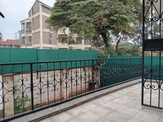 4 Bed Apartment with En Suite in Kilimani image 5