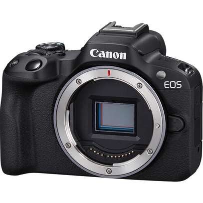 Canon EOS R50 Mirrorless Camera (Black) image 1