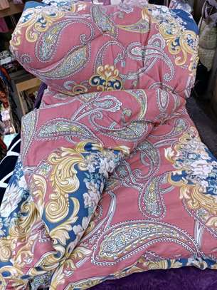 5x6 unbidden duvet with one Bedsheets and two Pillow cases image 2