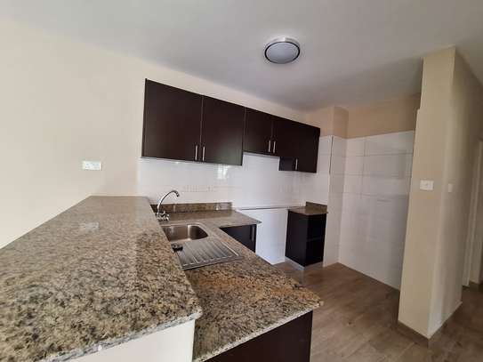3 Bed Apartment with En Suite at Near Isk image 14