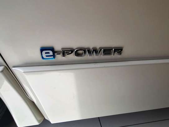 NISSAN SERENA ,E-POWER,2019,2WD,( WE ACCEPT HIRE PURCHASE) image 5