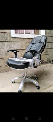 Back slanting office chair H3 image 1