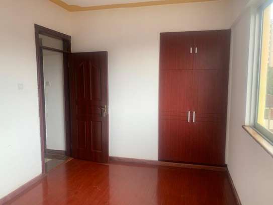 2 BEDROOM APARTMENT MASTER ENSUITE AVAILABLE IN KILIMANI image 6