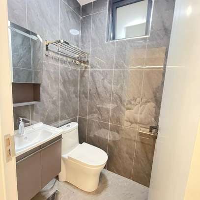 1 Bed Apartment with Swimming Pool at Kilimani image 7