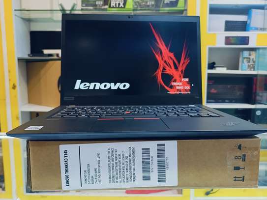 Lenovo ThinkPad T14s core i7 10th Gen 8GB Ram 256SSD image 2