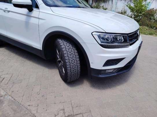 Volkswagen Tiguan 2018 model 2.0L Diesel image 6