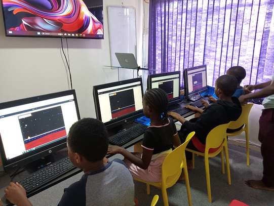 ALGORITHMICS HUB image 1