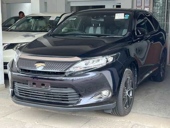 TOYOTA HARRIER(we accept hire purchase) image 5