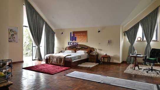 5 Bed Townhouse with Staff Quarters in Lavington image 9