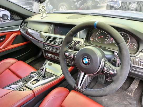 BMW M5 sports image 7