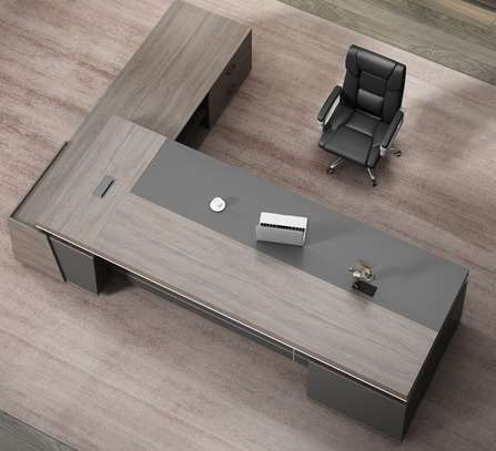Office Desk: 1800MM Modern Fashion Boss Desk image 3