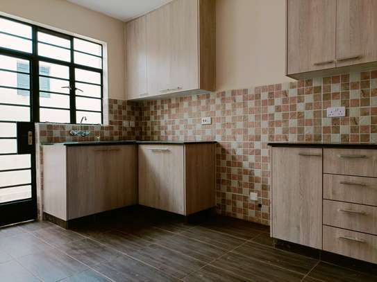 4 Bed Townhouse with En Suite in Kiambu Road image 11