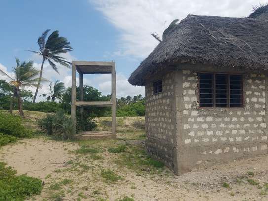 1 Bed House with En Suite in Malindi image 1