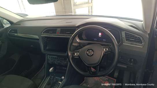 Volkswagen Tiguan TDI 4MOTION 2019 Blue image 30