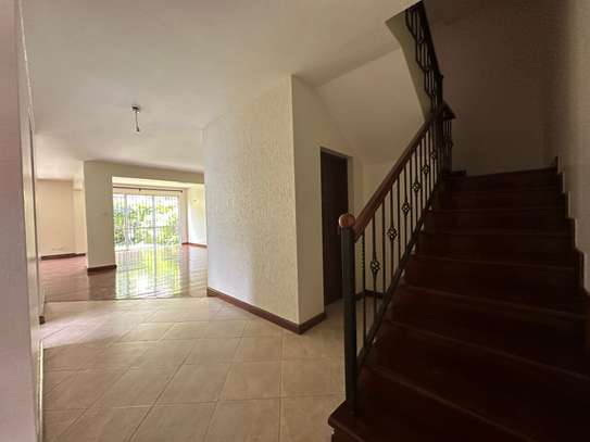 5 Bed Townhouse with En Suite in Westlands Area image 11
